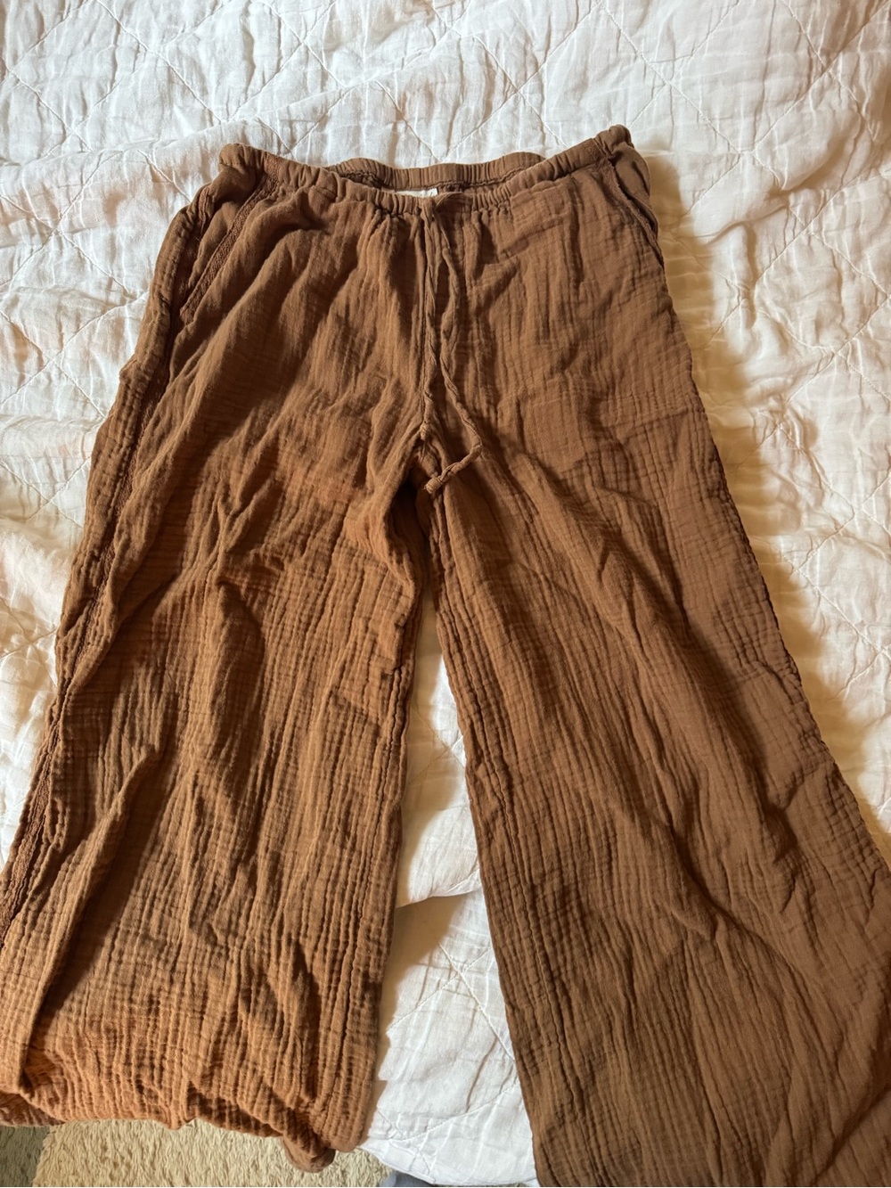 Women’s oversized wide leg gauze pants